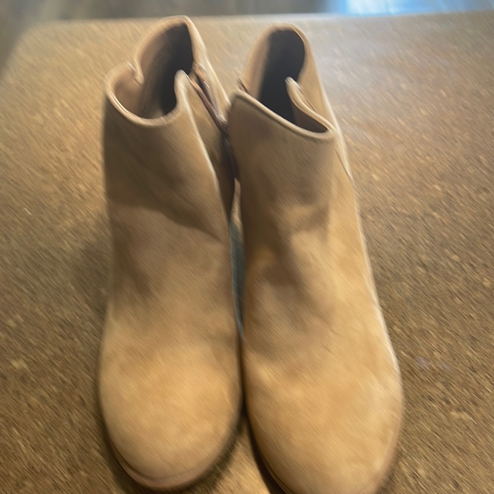 Boots cream